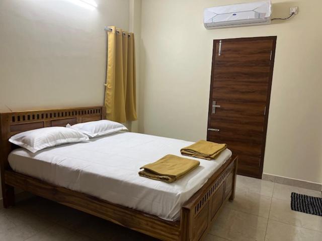 Ferienwohnung Girivalam Vista Residency Tiruvannāmalai Exterior foto